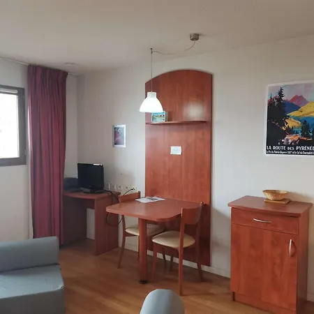 Cosy Avec Terrasse, Parking Couvert, Piscine, Salle De Fitness, Proche Pistes - Accepte Animaux - Fr-1-404-253 Apartment *