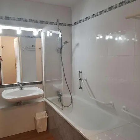 Cosy Avec Terrasse, Parking Couvert, Piscine, Salle De Fitness, Proche Pistes - Accepte Animaux - Fr-1-404-253